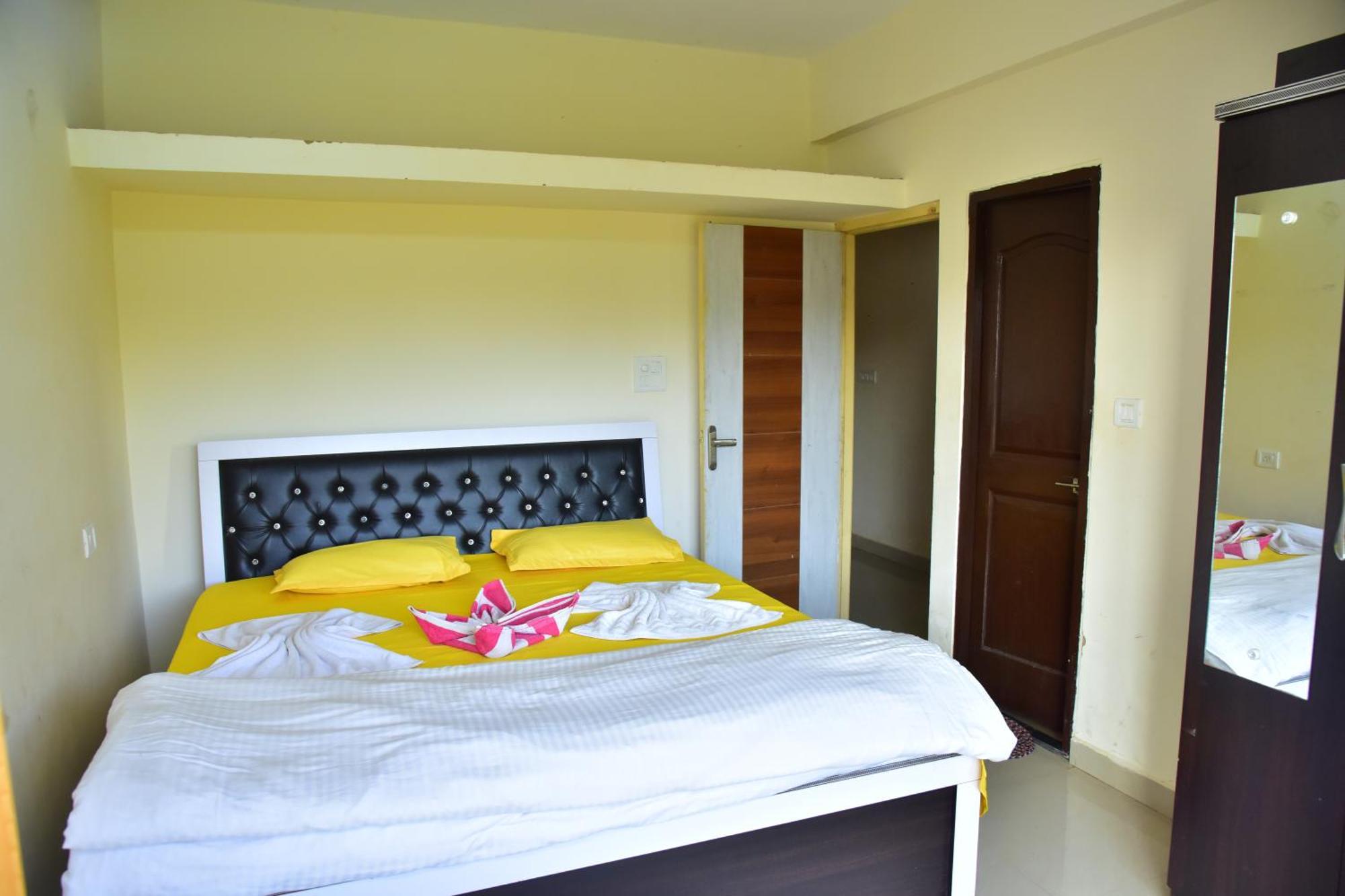 Field Stone -3 Bhk Duplex * Talaulim